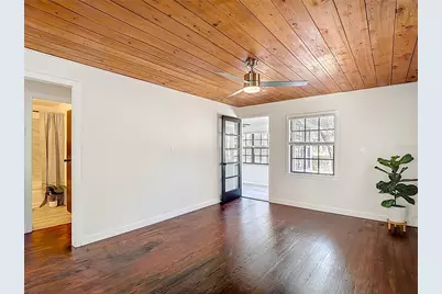 8906 N Orleans Avenue, Tampa, FL 33604 - Photo 10