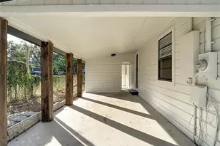 8906 N Orleans Ave, Tampa, FL 33604 - Photo 32