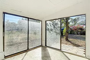 8906 N Orleans Ave, Tampa, FL 33604 - Photo 36