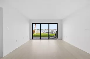 7520 Sunshine Skyway Ln S, Saint Petersburg, FL 33711 - Photo 18