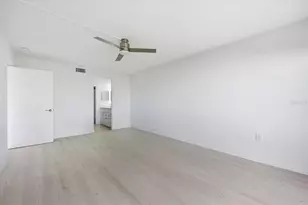 7520 Sunshine Skyway Ln S, Saint Petersburg, FL 33711 - Photo 30