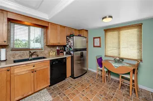 2737 Enterprise Rd E, Clearwater, FL 33759 - Photo 12