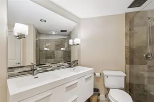 1 Beach Dr SE, Saint Petersburg, FL 33701 - Photo 30