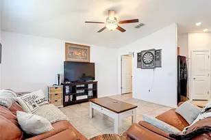 3160 Kresterbrooke Ln, Zephyrhills, FL 33540 - Photo 16