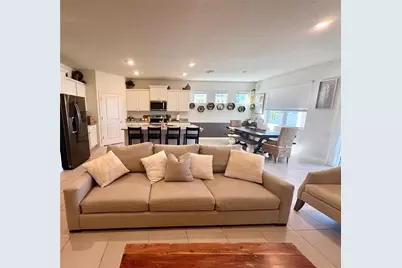 13329 Waterleaf Garden Circle, Riverview, FL 33579 - Photo 4