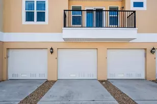 5064 Royal Palms Wy, New Port Richey, FL 34652 - Photo 4