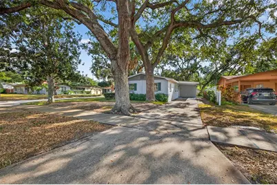 2880 81st Street N, Saint Petersburg, FL 33710 - Photo 22