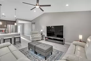 6193 Cabal Ln, Port Charlotte, FL 33981 - Photo 6