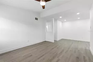 1808 Heather Ave, Tampa, FL 33612 - Photo 10