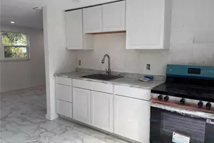 6427 A L Campbell Ln, Seffner, FL 33584 - Photo 8