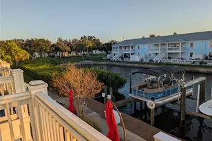 4957 Cobia Dr SE, Saint Petersburg, FL 33705 - Photo 10