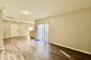 2420 E Ida St, Tampa, FL 33610 - Photo 6