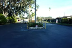 37724 Alissa Dr, Zephyrhills, FL 33542 - Photo 24