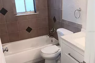 21439 Northwood Dr, Lutz, FL 33549 - Photo 12