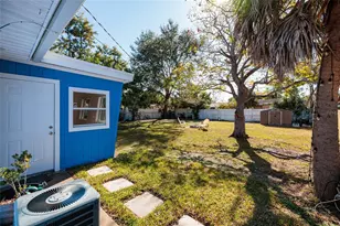 704 72nd Ave N, Saint Petersburg, FL 33702 - Photo 26