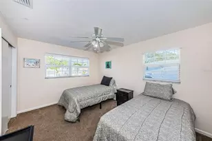 13556 Bellewood Ave, Seminole, FL 33776 - Photo 14