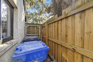 5601 Ashley Oaks Dr, Tampa, FL 33617 - Photo 28