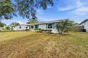 2446 Shelley St, Clearwater, FL 33765 - Photo 10
