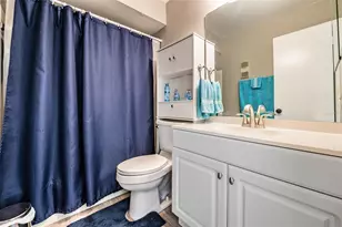 13612 S Village Dr, Tampa, FL 33618 - Photo 24