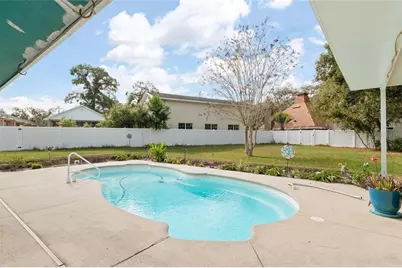 4871 Mockingbird Drive, Dade City, FL 33523 - Photo 4