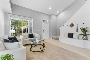 1422 Trail Boss Ln, Brandon, FL 33511 - Photo 4