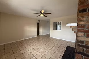 310 W Windhorst Rd, Brandon, FL 33510 - Photo 6