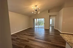 10336 Lightner Bridge Dr, Tampa, FL 33626 - Photo 6