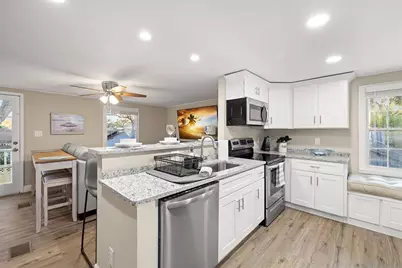 551 Omaha Street, Palm Harbor, FL 34683 - Photo 22
