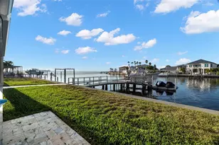 2288 Edythe Dr, Dunedin, FL 34698 - Photo 38