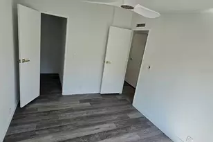 4928 Rollinglen Loop E, Lakeland, FL 33810 - Photo 10