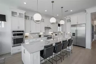 35560 Cohagen Trl, Zephyrhills, FL 33541 - Photo 2