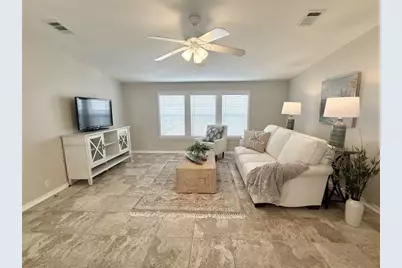 7107 Mount Essex Drive NE #520, Saint Petersburg, FL 33702 - Photo 4