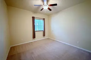 7561 Tamarind Ave, Tampa, FL 33625 - Photo 16