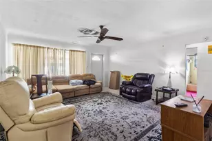 2728 Prospect St, Sarasota, FL 34239 - Photo 10