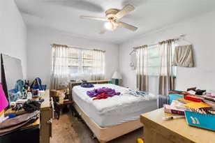 2728 Prospect St, Sarasota, FL 34239 - Photo 6