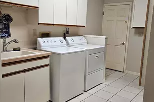 2210 Bayou Dr, Holiday, FL 34691 - Photo 30