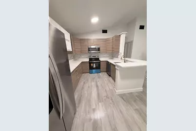 10507 Parkcrest Drive, Tampa, FL 33624 - Photo 16