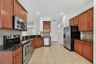 431 Westchester Hills Ln, Valrico, FL 33594 - Photo 16