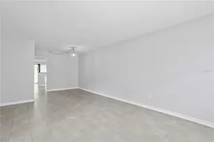 4920 Locust St NE, Saint Petersburg, FL 33703 - Photo 6
