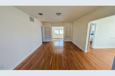 860 16th Avenue S, Saint Petersburg, FL 33701 - Photo 4
