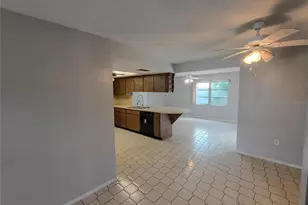 7338 Foxbloom Dr, Port Richey, FL 34668 - Photo 4