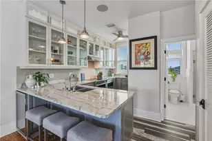 114 88th Ave, Treasure Island, FL 33706 - Photo 10