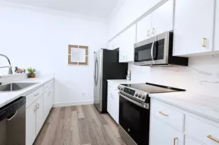 2843 Thaxton Dr, Palm Harbor, FL 34684 - Photo 14