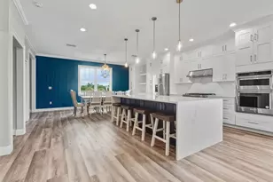 8717 Driftwood Dr, Tampa, FL 33615 - Photo 14