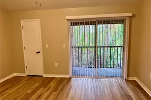 14922 Par Club Circle, Tampa, FL 33618 - Photo 6