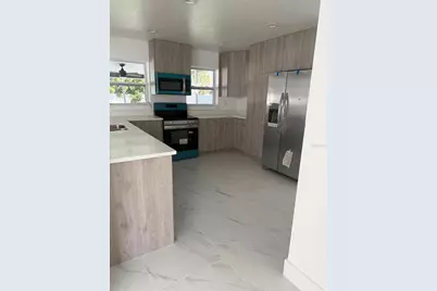 4119 Harrisburg Street NE, Saint Petersburg, FL 33703 - Photo 12