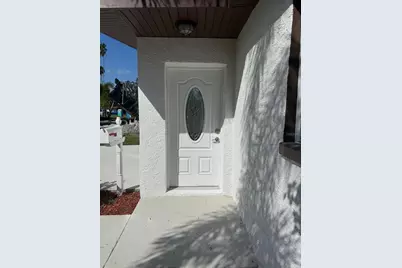 4119 Harrisburg Street NE, Saint Petersburg, FL 33703 - Photo 6