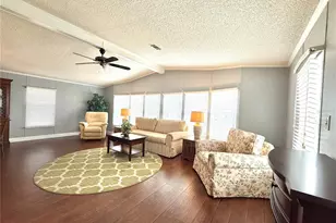 112 St Pierres Way, Apollo Beach, FL 33572 - Photo 2