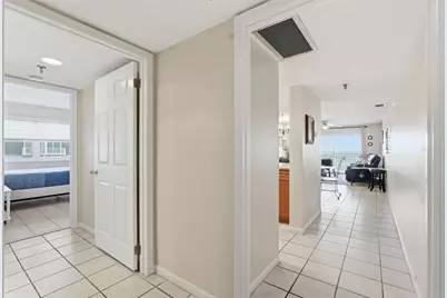 17450 Gulf Boulevard #104, Redington Shores, FL 33708 - Photo 18