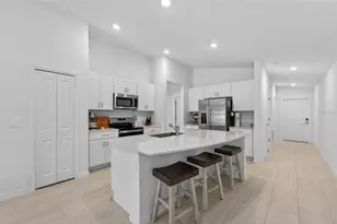 17512 Shirewood Wy, Land O Lakes, FL 34638 - Photo 2